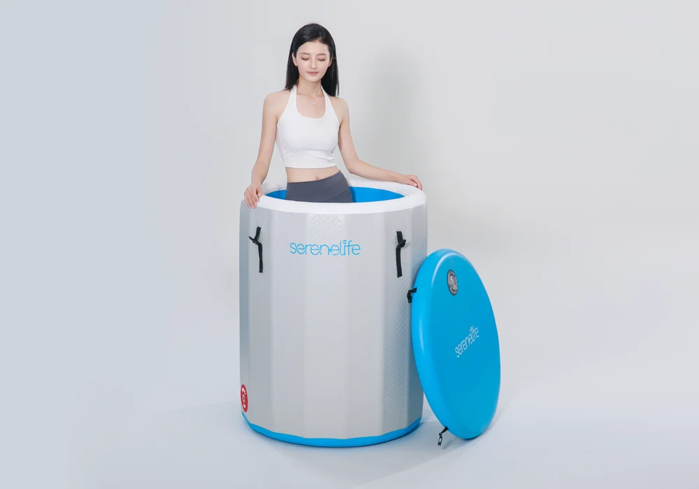 Ice Pod with Model